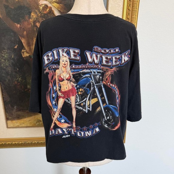 Tops - Grungy 2011 Bike Week Cropped T-shirt